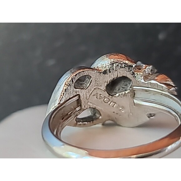 Avon Floral Silver Tone Metal Ring, Size 7 Costume Jewelry - Picture 7 of 10